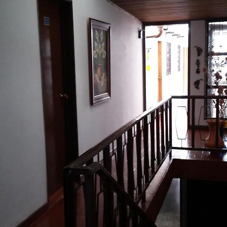 Hotel La Casa De Huespedes Bogotá Esterno foto